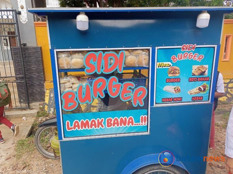 Burger Mini di Depan SD 012 Bengkong Batam, Inovasi Jajanan Anak yang Lezat dan Terjangkau