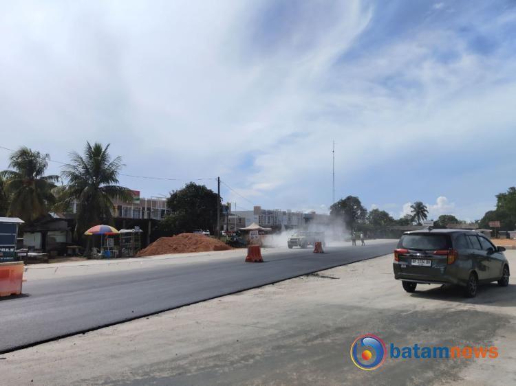 Jalan Nongsa di Batam Diperbaiki dan Dibikin Mulus, Masyarakat Lebih Nyaman Melintas