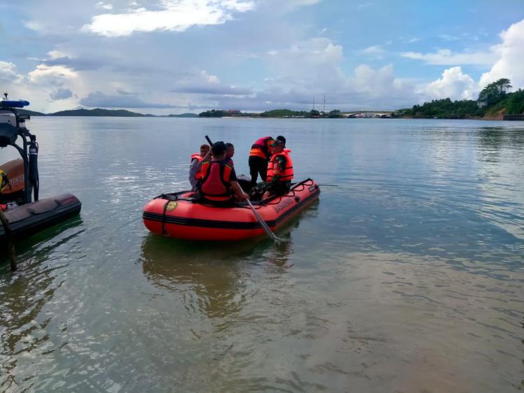 Pencarian Pria Terjun dari Jembatan Barelang Memasuki Hari Kedua, Tim SAR Gabungan Kerahkan Alutsista Tambahan