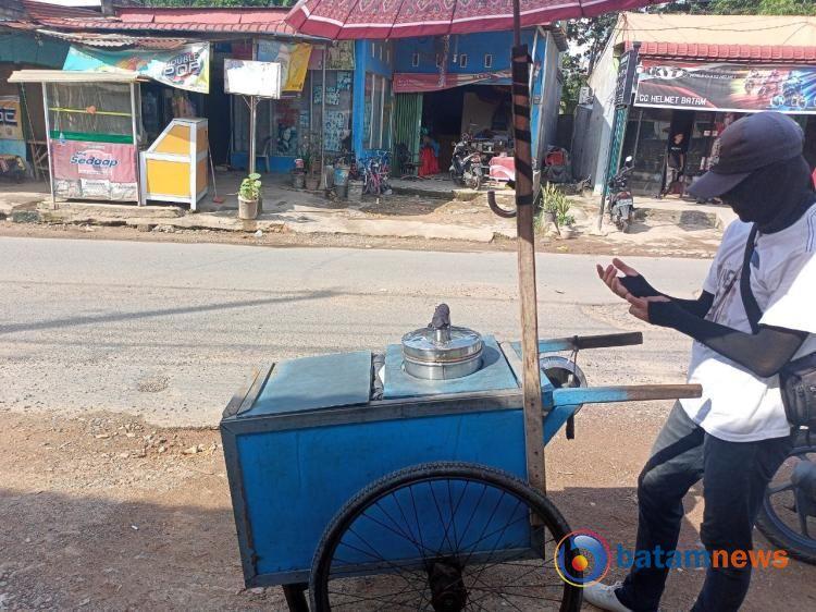 Jualan Es Dungdung, Dimas Raup Omzet hingga Rp400 Ribu Per Hari