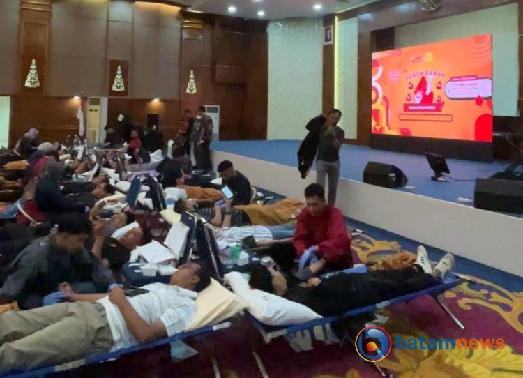 Ratusan Pendonor Darah Ramaikan Kantor BI Kepri dalam Rangka Literacy Fest 2024