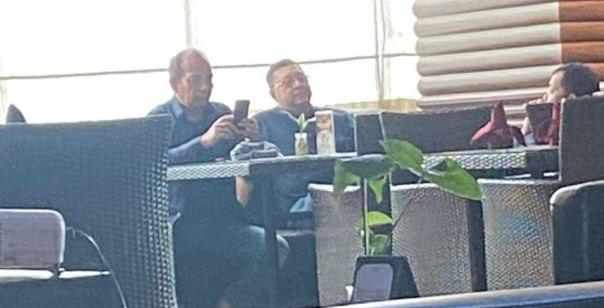 Foto Beredar, Penyidik KLHK Kepri Bantah Bertemu Pemain Minyak di BCC Hotel Batam