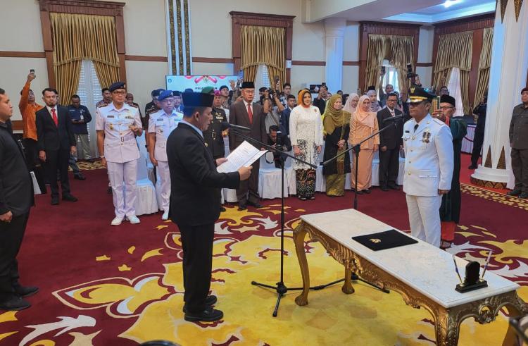 Andri Rizal Siregar Resmi Dilantik sebagai Penjabat Walikota Tanjungpinang, Hasan Tidak Hadir hingga Tantangan Pilkada 2024