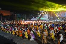 Provinsi Riau Pecahkan Rekor MURI 10 Ribu Penari dalam Acara Lancang Kuning Carnival 2024