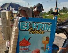 Semangat Penjual Es Krim di Pasar Bengkong Batam, Mampu Bawa Pulang Uang Rp150 Ribu Per Hari