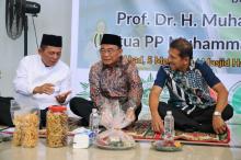 Bersama Menko PMK, Gubernur Ansar Hadiri Halalbihalal Keluarga Besar Muhamadiyah