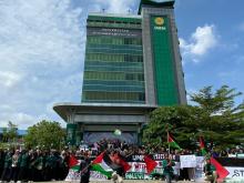 Ribuan Mahasiswa dan Civitas Akademika UMRI Gelar Aksi Solidaritas untuk Palestina