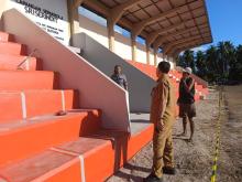 Tribun Mini Lapangan Sepakbola Sri Serindit Natuna Senilai Rp1,2 Miliar Segera Rampung
