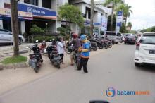 Dishub Batam Sediakan 2.000 Stiker Langganan Parkir, Ini Cara Mendapatkannya