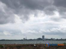 Prakiraan Cuaca Jumat, 10 Mei 2024: Waspada Hujan Petir di Batam pada Siang Hari