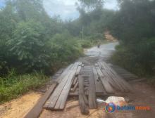 Dinas PU Lingga Segera Perbaiki Jembatan Kayu Memperihatinkan di Desa Musai