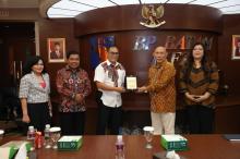Dewan Komisaris Jakpro Studi Banding Tata Kelola ke Batam