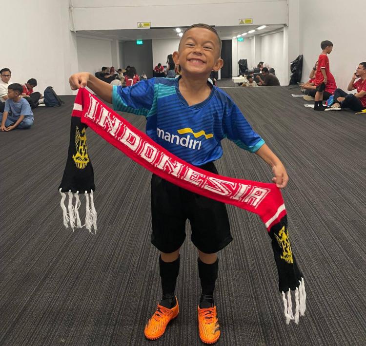 Bocah Asal Batam Ray Pramoedya Alatalo Terpilih Jadi Pendamping Timnas di Laga Vs Filipina