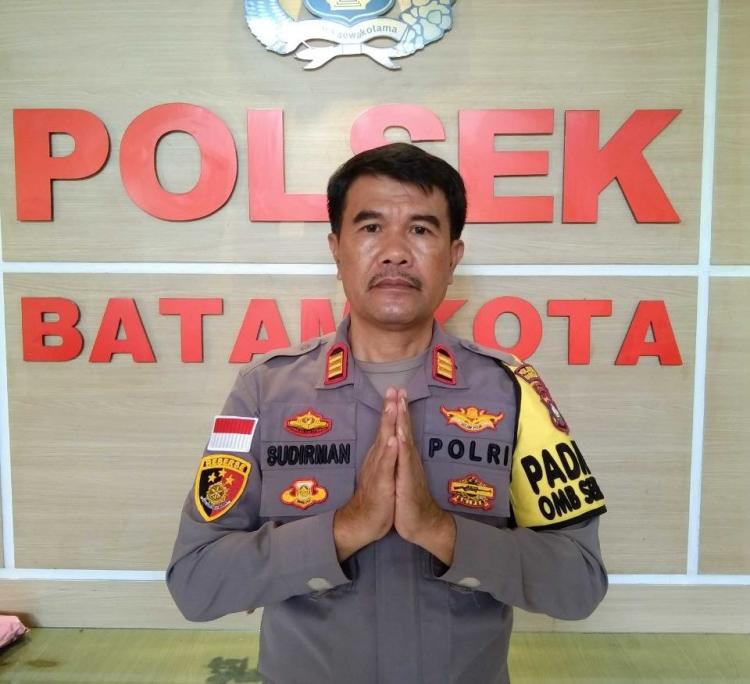 Pengguna Jalan Batam Center Resah Setelah Mendapati Sekelompok Pengendara Membawa Sajam