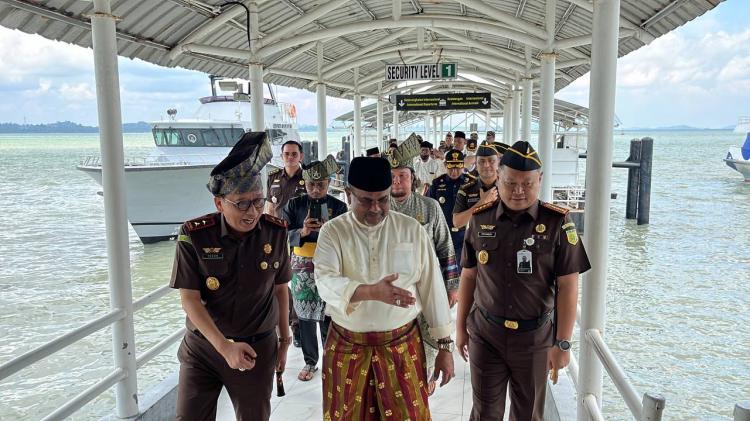 Kajati Kunjungi Karimun, Ingatkan Jajaran untuk Tidak Terlibat Politik Praktis Menjelang Pilkada 2024