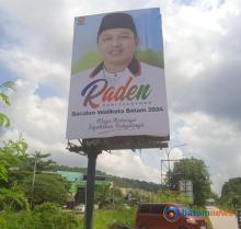 Balihonya Terpasang di Banyak Titik, Raden Hari Tjahyono Siap Maju di Pilkada Batam