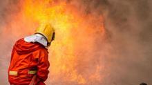 Sejumlah Bangunan di Patam Lestari Hangus Terbakar, Diduga Sumber Api dari Tempat Pengepulan Barang Bekas