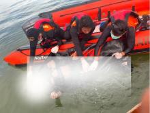 Lagi Asik Mancing, Warga Temukan Mayat Pria Mengapung di Perairan Jembatan 1 Barelang