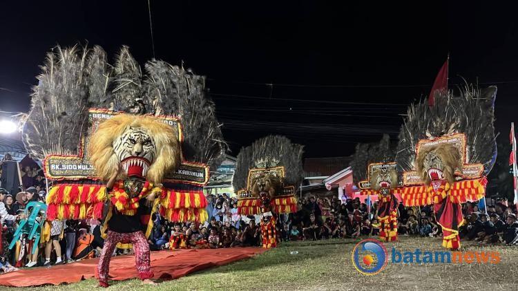 Pertunjukan Reog Gembong Singo Mudo Semarakkan Tahun Baru Islam di Karimun