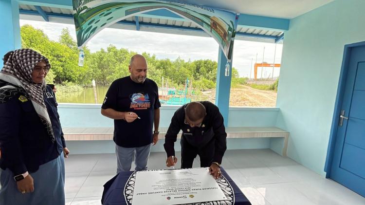 PT Saipem Bangun Rumah Singgah untuk Nelayan Ambat di Pangke Barat