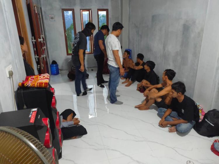 Ditpolairud Polda Kepri Gagalkan Pengiriman 8 Pekerja Migran Ilegal ke Malaysia