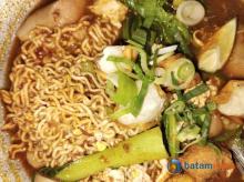 Kuliner Seblak, Lezat Namun Perlu Dikonsumsi dengan Bijak