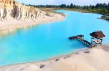 Telaga Biru Bintan, Pesona Tersembunyi di Balik Gurun Pasir yang Menakjubkan