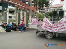 Tolak Penggusuran! Masyarakat Temiang Tanjung Riau Tuntut Hak di Kantor BP Batam