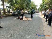 Kecelakaan Tragis di Simpang Helm Batam, Pengendara CBR 150 Tewas Ditabrak Mobil Box