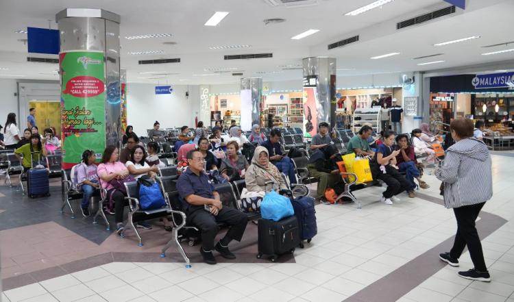 Pergantian Operator Pelabuhan Batam Center: Layanan Normal, Penumpang Berharap Peningkatan Fasilitas