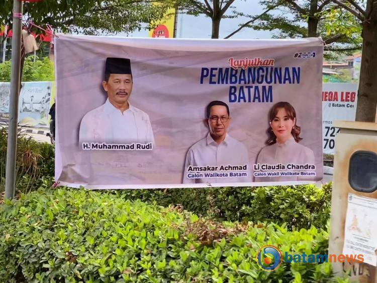 Spanduk Dukungan Muhammad Rudi untuk Amsakar - Li Claudia Bertebaran di Sejumlah Wilayah Batam