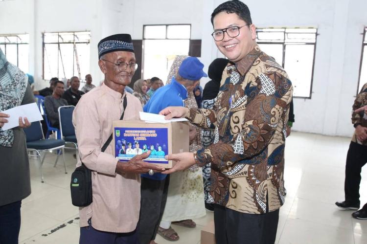 Peserta PKN Tingkat II Pemko Batam Gelar Program Peduli Lansia di Belakangpadang