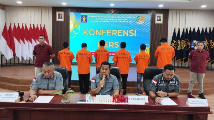 Enam WNA Vietnam Ditetapkan Tersangka Kasus Keimigrasian di Tanjungpinang, Terancam 5 Tahun Penjara