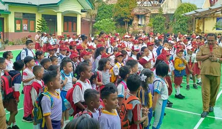 Pemko Tanjungpinang Hapus Program Seragam Gratis untuk Siswa Baru Demi Selamatkan Dana Aspirasi Dewan dan TPP Pegawai