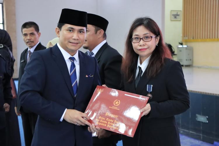 153 PNS di Bintan Terima Satyalancana Karya Satya: Penghargaan atas Dedikasi dan Pengabdian