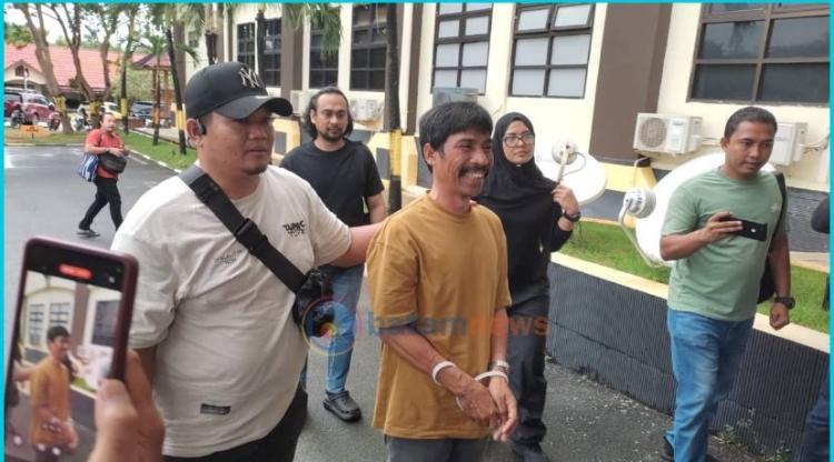 Pengacara yang Juga Wakil Ketua Peradi Batam, Ahmad Rustam Ritonga, Ditangkap Terkait Dugaan Pencurian Rp 8,9 Miliar