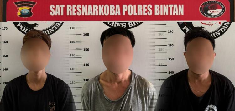 Sempat Kabur Tiga Pengedar Sabu Ditangkap di Tanjungpinang, Polisi Gerebek Lokasi hingga Km. 16