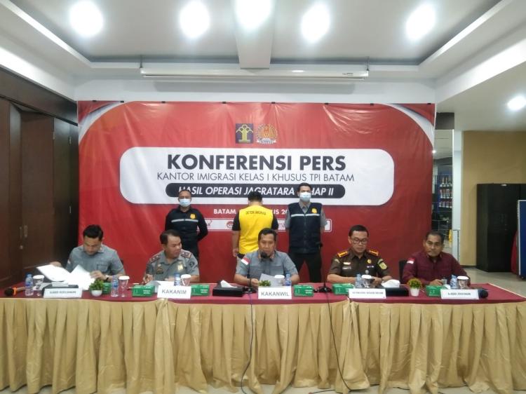 Kantor Imigrasi Batam Gelar Operasi Jagratara Tahap II, Amankan WNA Malaysia yang Overstay