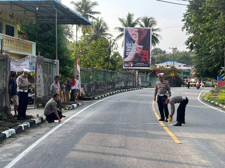 Kecelakaan di Jalan Ahmad Yani Meral, Pengendara Sepeda Motor Tewas Usai Tabrakan dengan Truk