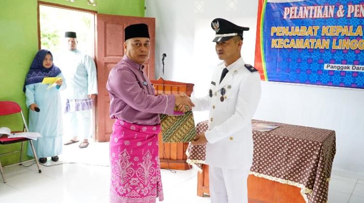 Bupati Lingga Lantik Sukma Sembada sebagai Penjabat Kepala Desa Panggak Darat