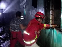 Kebakaran Ludeskan Rumah Semi Permanen di Meral, Kerugian Capai Puluhan Juta