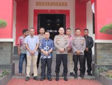 Kapolres Lingga Terima Kunjungan Silaturahmi Bupati Nizar, Perkuat Sinergi untuk Pelayanan Masyarakat