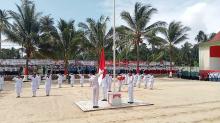 Upacara HUT RI di Kecamatan Selat Gelam Digelar di Pantai Pulau Tulang, Karimun