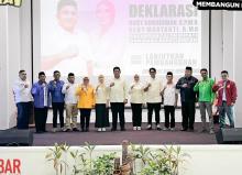 Ditemani Mantan Bupati Apri, Roby dan Deby Deklarasi sebagai Bacalon Bupati dan Wakil Bupati 