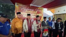 Bakti Lubis-Raja Bakhtiar Resmi Daftarkan Diri ke KPU Karimun untuk Pilkada 2024, Tiga Paslon Siap Tarung