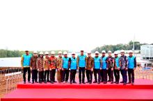 PLN-AHP Resmikan PLTS Ground-mounted Terbesar Indonesia di Kawasan Industri Purwakarta