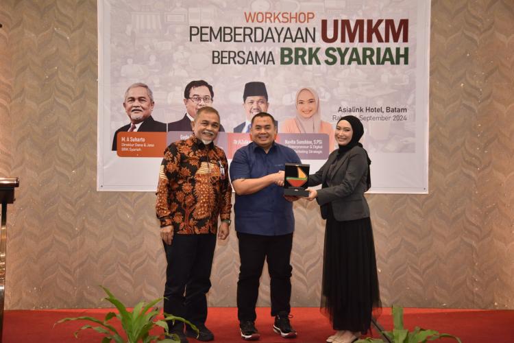 Pelaku Usaha Harus Kuasai Digital Marketing, BRK Syariah Motivasi Nasabah UMKM di Batam