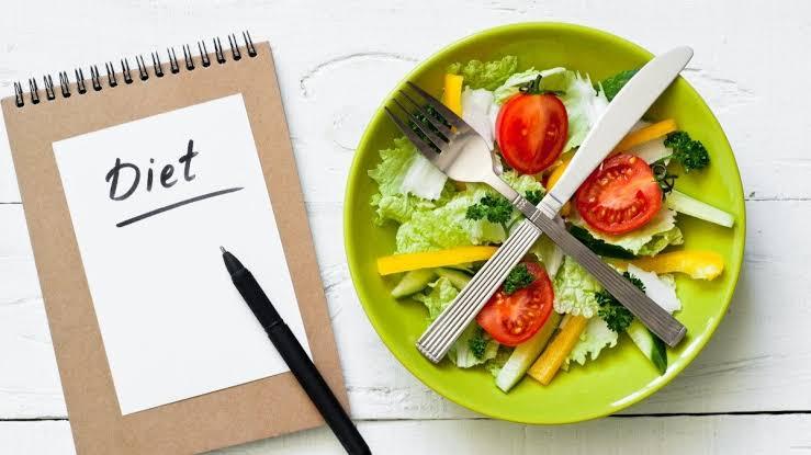 5 Kebiasaan yang Bikin Berat Badan Tak Kunjung Turun Meski Sudah Diet