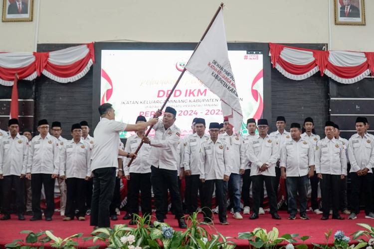 Devanan Syam Dikukuhkan Sebagai Ketua DPD IKM Karimun Periode 2024-2029