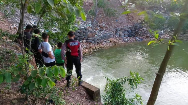 Bocah 8 Tahun Tenggelam di Sungai Buangan DAM Sungai Harapan, Sekupang Batam